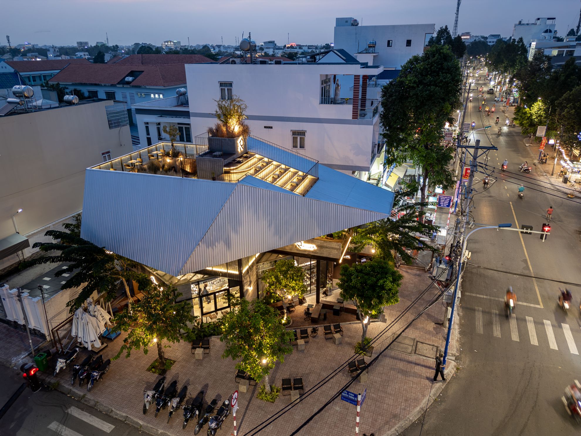 RUSTRIAL COFFEE CHÂU ĐỐC